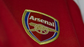 Arsenal'den defansa takviye