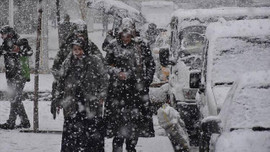 İstanbul'da kar etkisini yeniden artırdı