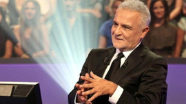 Kenan Işık'a büyük ayıp!