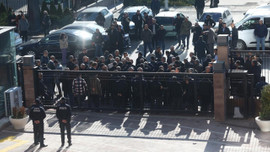 CHP Genel Merkezi önünde protesto