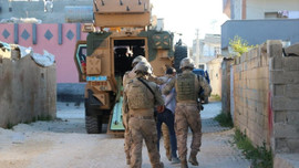 Mersin'de FETÖ operasyonu! 23 zanlı yakalandı