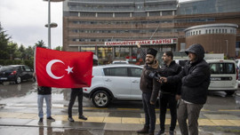 Parti yönetimine "istifa" çağrısı