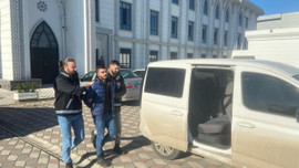Ablasıyla boşanma aşamasındaki eniştesini öldürdü