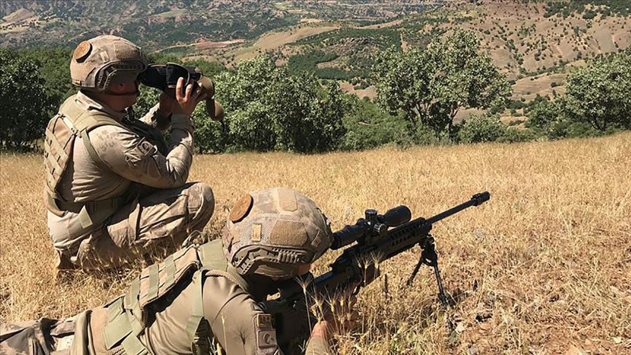 Zeytin Dalı bölgesinde 4 PKK'lı terörist kıskıvrak