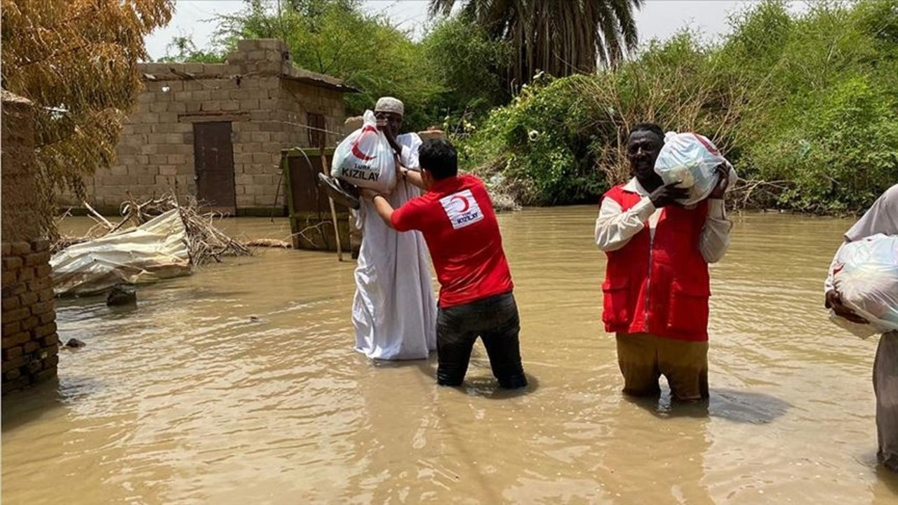 Kızılay'dan Sudan'a yardım eli