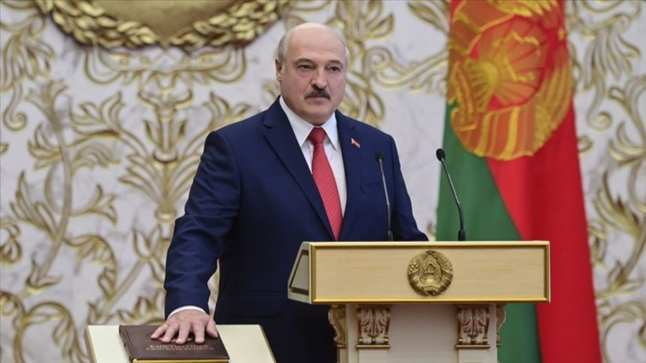 Lukaşenko'dan Macron'a sert tepki