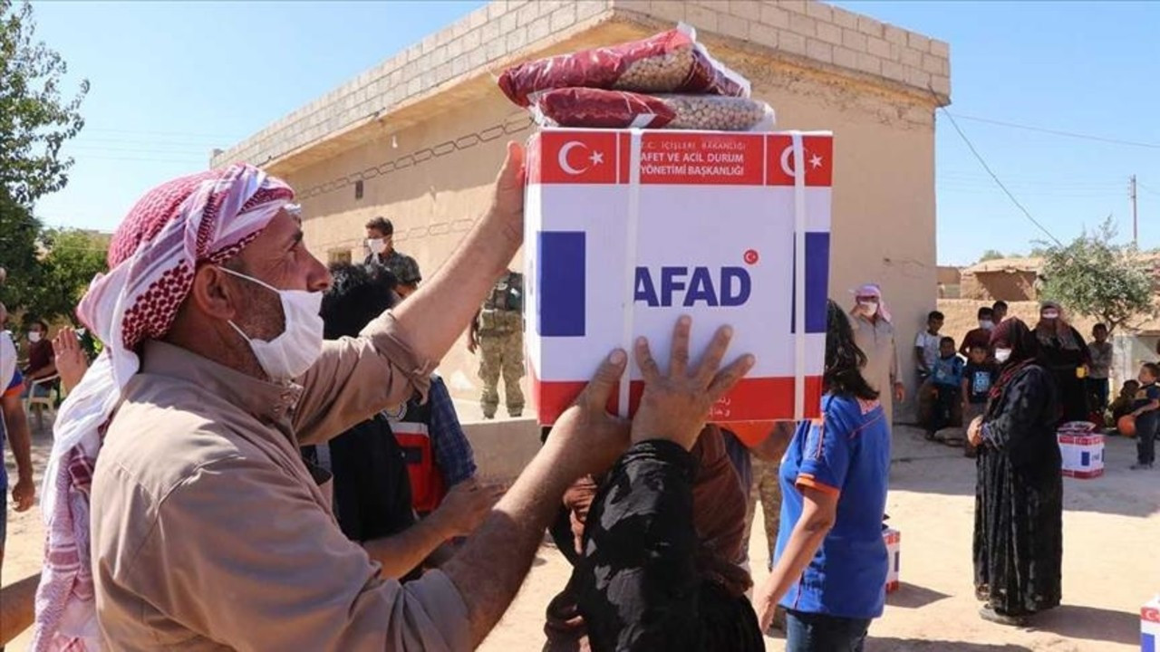 Barış Pınarı bölgesine Türkiye'den yardım eli