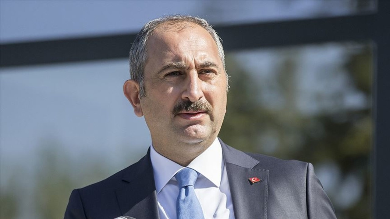Adalet Bakanı Gül'den AYM üyesi Yıldırım'a tepki