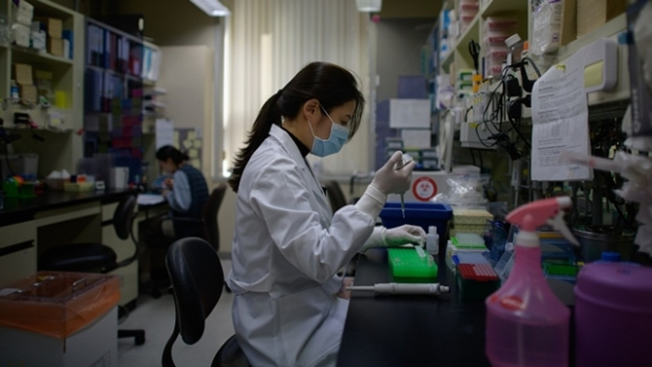 G.Kore'de, ölümlere rağmen aşı programı sürecek