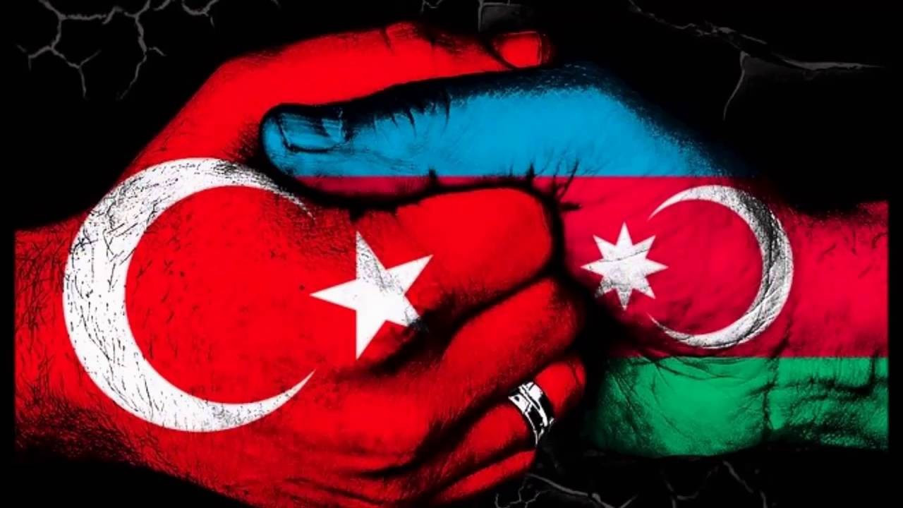 Deprem sonrası Azerbaycan'dan Türkiye'ye destek