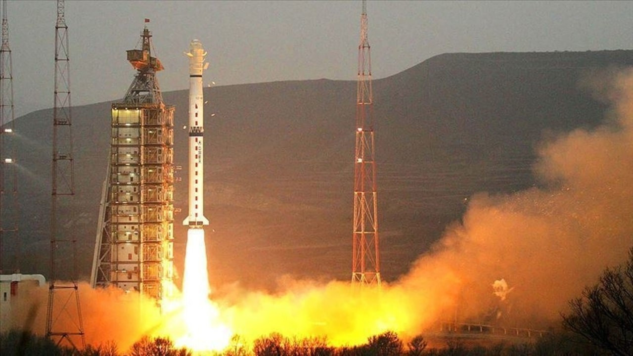 Dünyanın ilk 6G test uydusu yörüngeye gönderildi