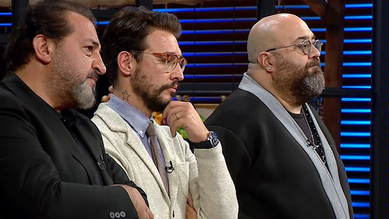 Gözyaşları içinde veda etti!