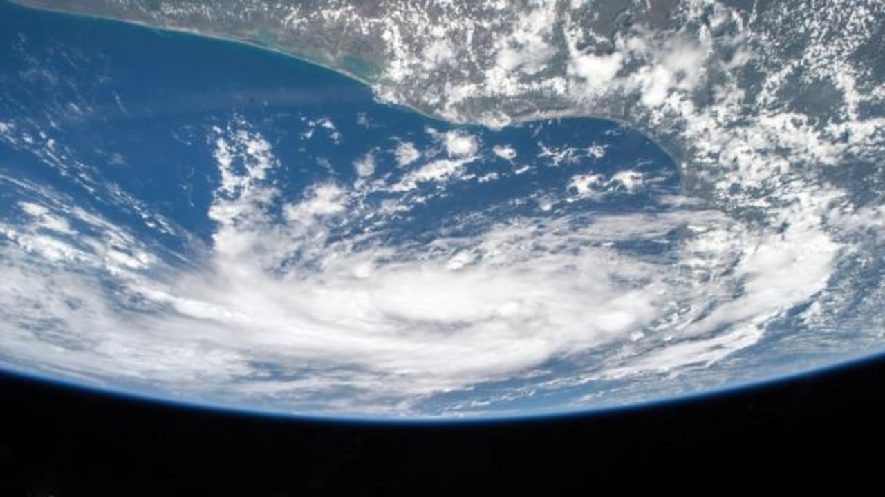 Dev asteroid çok yakından geçecek!