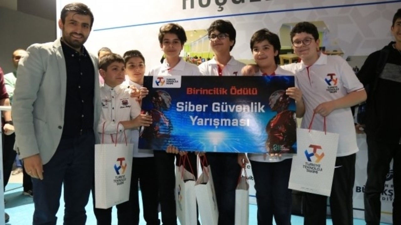 Deneyap Teknoloji Atölyeleri ilk mezunlarını verdi