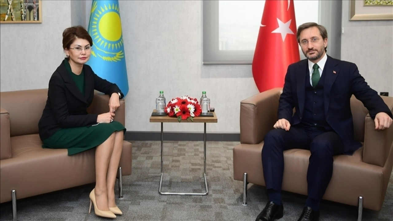 Fahrettin Altun, Kazak Bakan ile görüştü