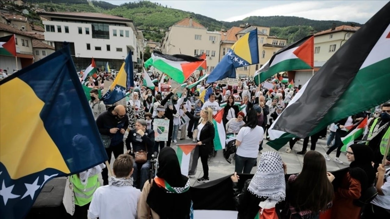 Bosna Hersek'te Filistin'e destek gösterisi