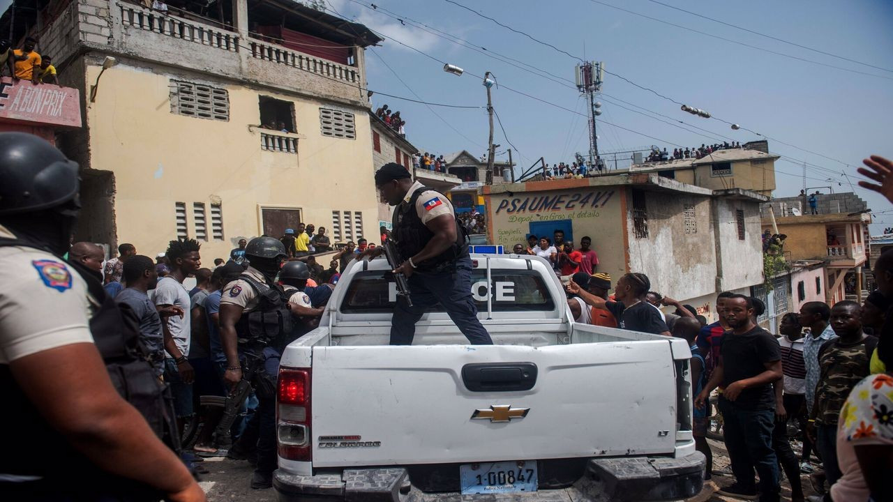 Haiti ülkede istikrar için ABD'den asker istedi