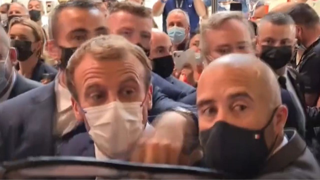 Fransa Cumhurbaşkanı Macron'a yumurtalı saldırı
