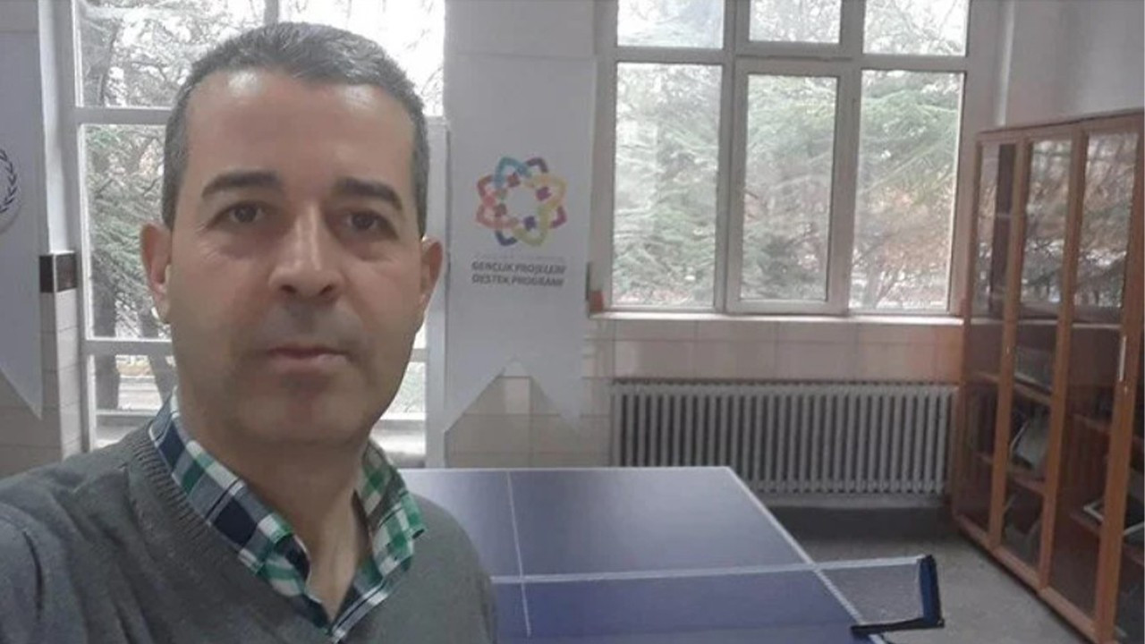 Aşı yaptırmayan öğretmen corona virüse yenik düştü