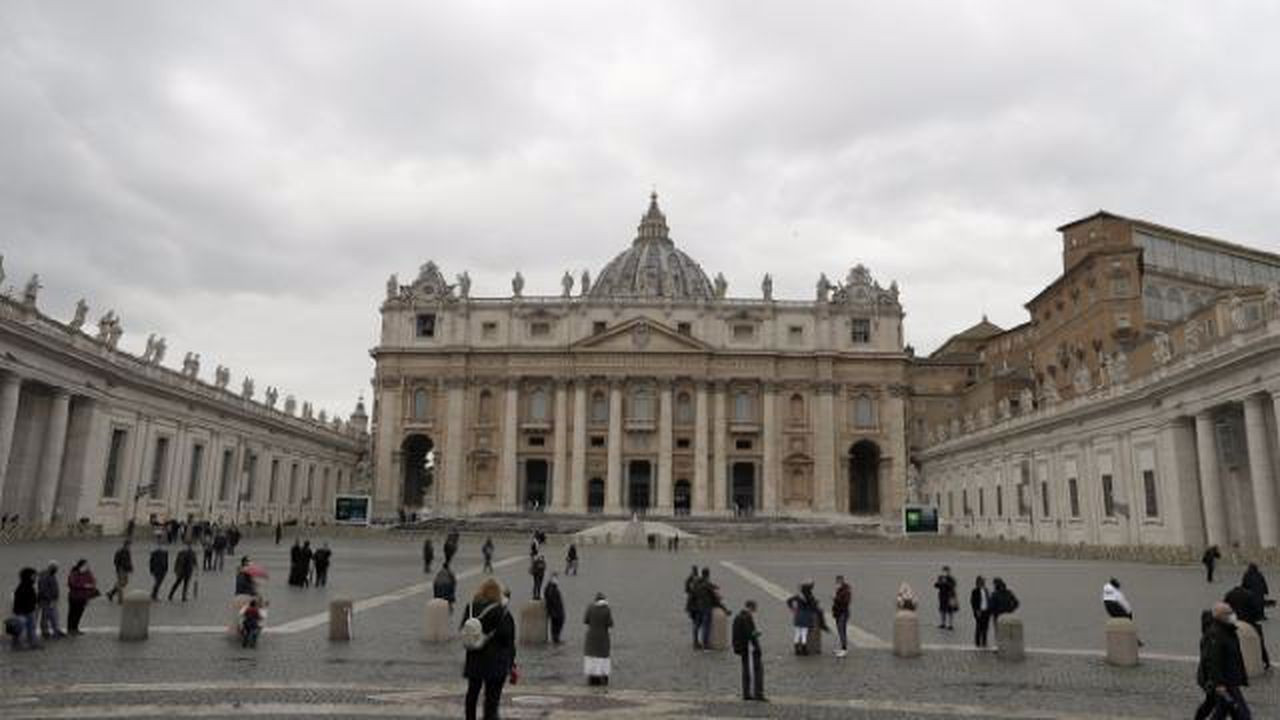 "Vatikan'ın cinsel istismar davasına ret"