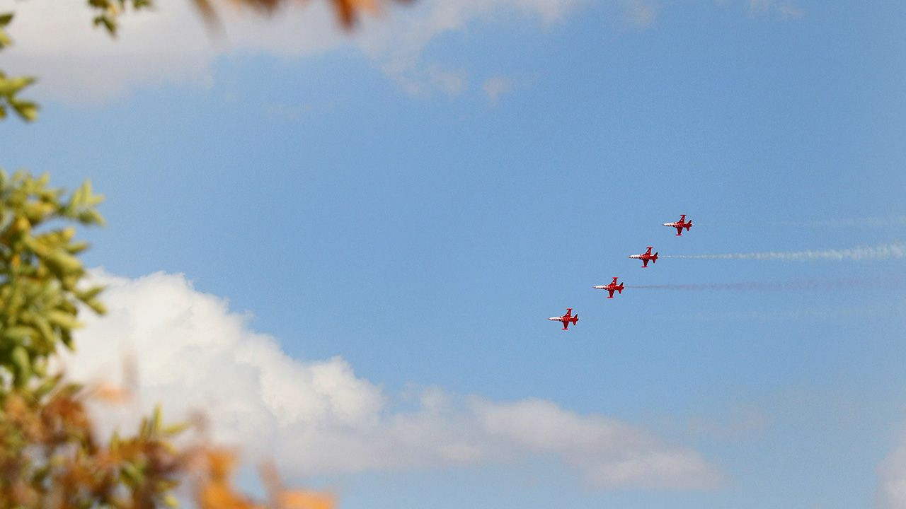 "Türk Yıldızları" eğitim uçuşu gerçekleştirdi - Sayfa 5