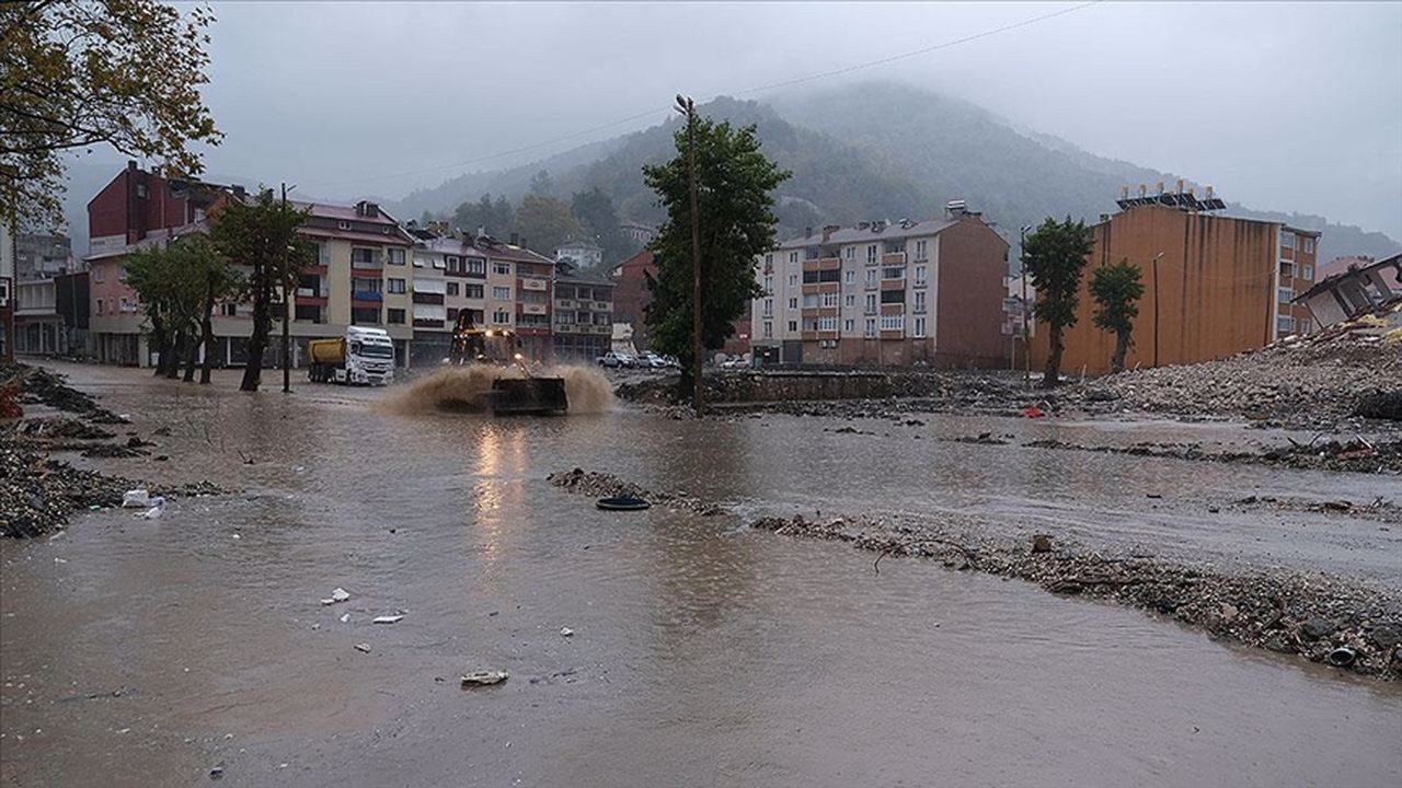 Bozkurt'un sokakları yeniden sular altında