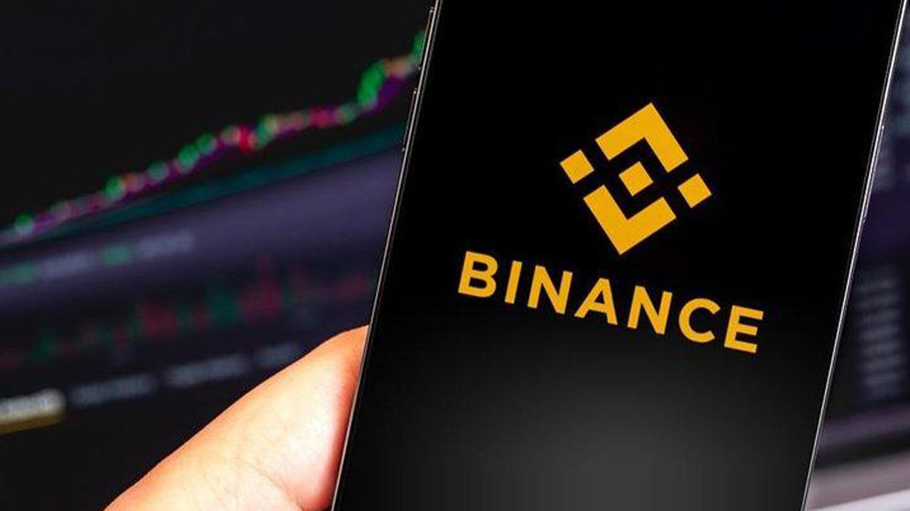 Binance kripto para çekim işlemlerini durdurdu