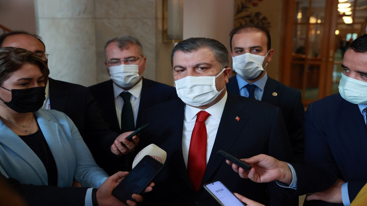 Sağlık Bakanı Fahrettin Koca, soruları yanıtladı