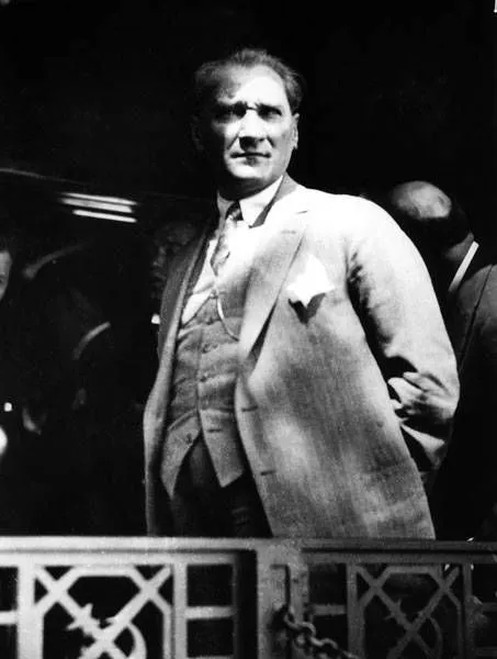10 Kasım'da, Atatürk'ün az bilinen 10 fotoğrafı