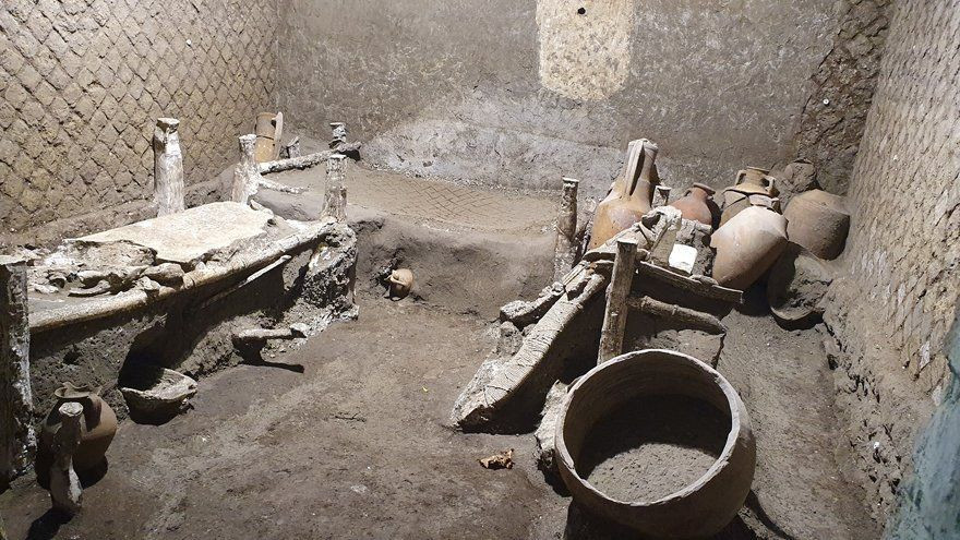 Taş kesilen gizemli şehir Pompei - Sayfa 1