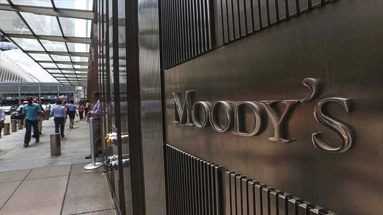 Moody’s’ten Türkiye’ye "mali çıpa" övgüsü