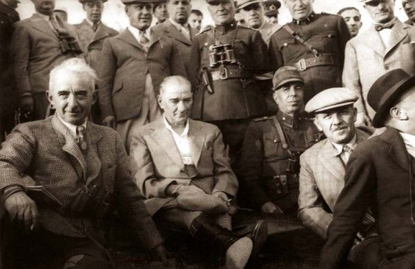 1937 yılından fotoğraflarla Atatürk - Sayfa 6