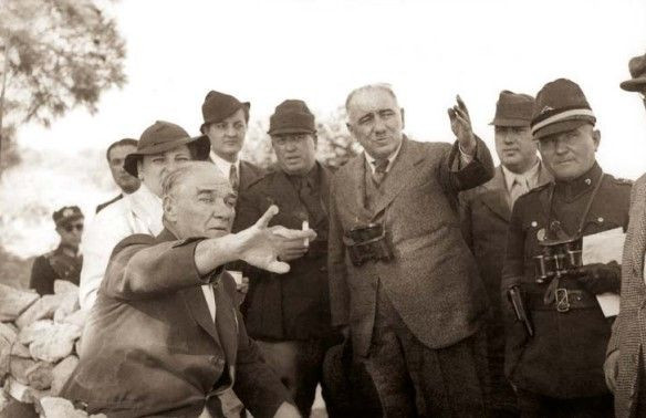 1937 yılından fotoğraflarla Atatürk - Sayfa 8