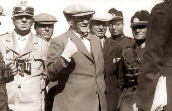 1937 yılından fotoğraflarla Atatürk - Sayfa 15