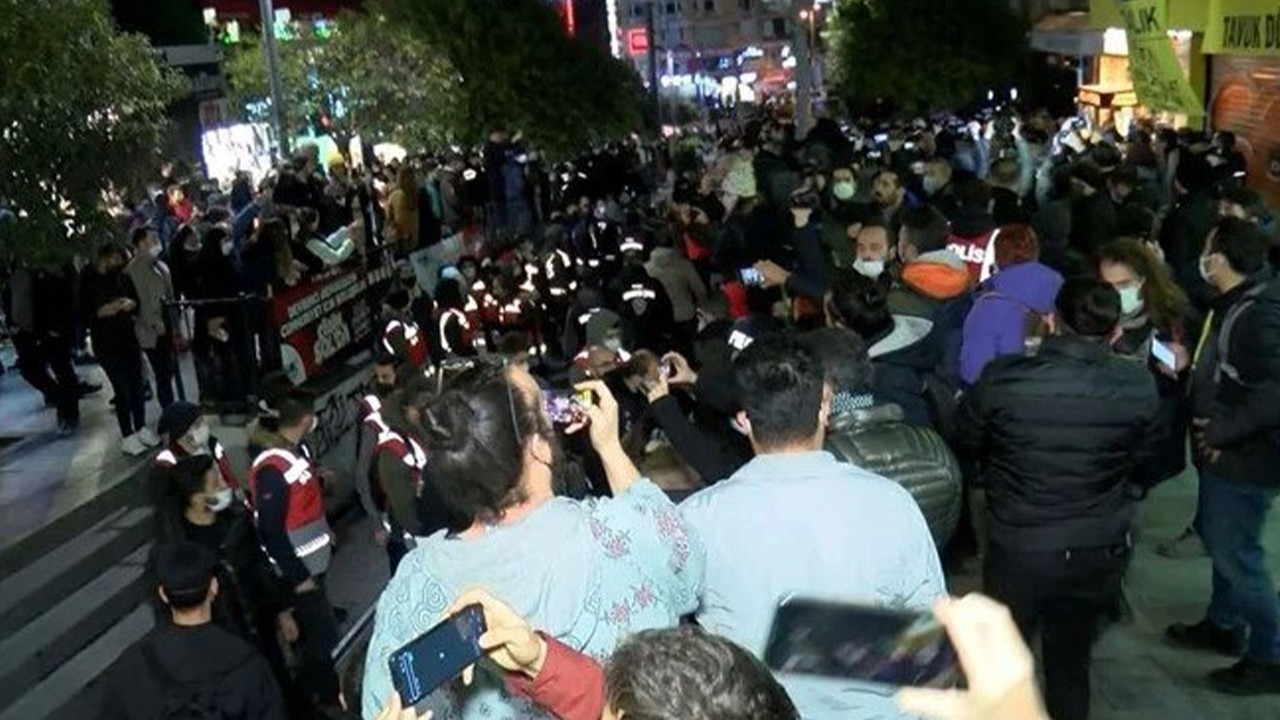 İstanbul'da izinsiz gösterilerde 70 gözaltı