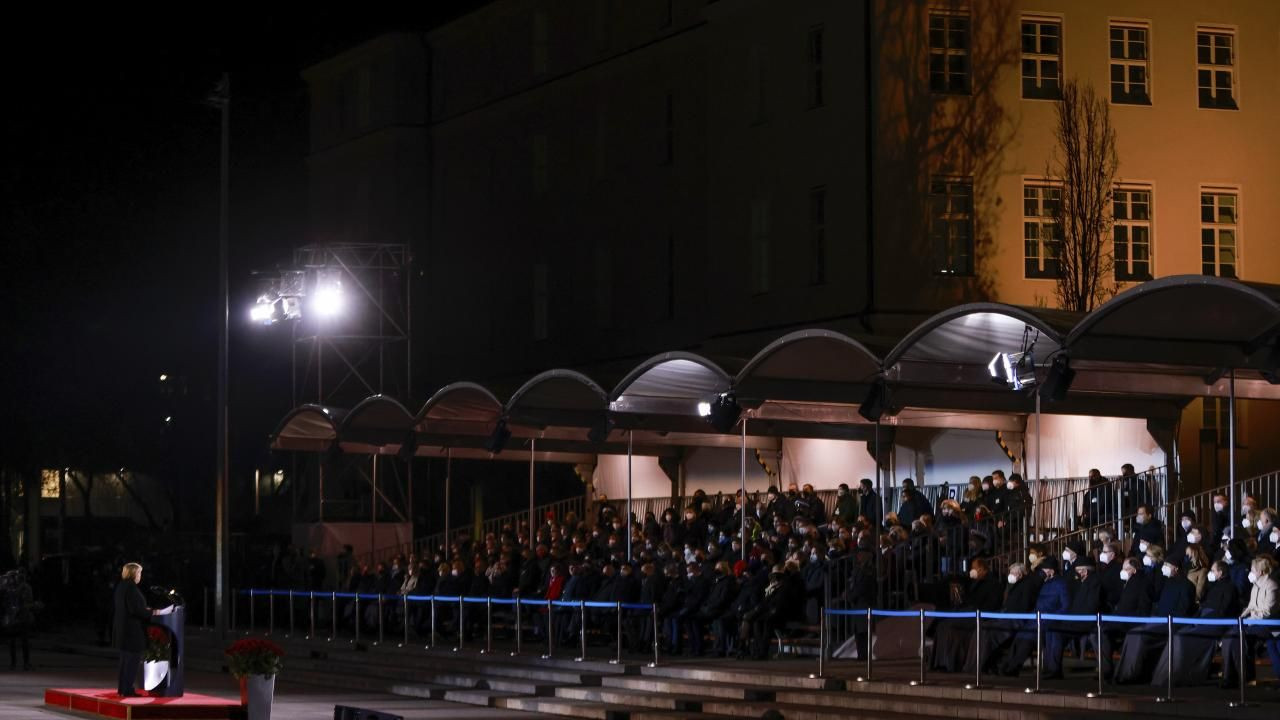 Almanya'da Merkel'e veda töreni - Sayfa 7