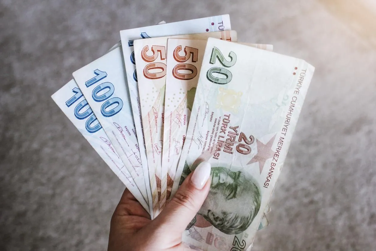 Emeklilerin yeni yıl zammı ne olacak?