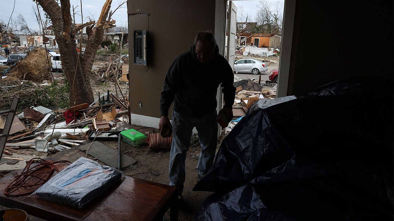 Hortumun neden olduğu yıkım havadan görüntülendi - Sayfa 12