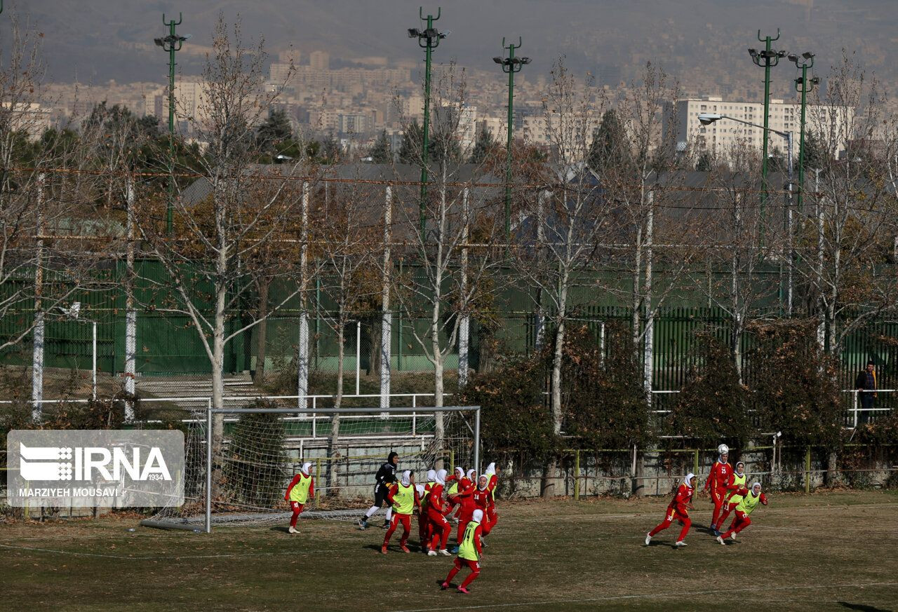 İran Kadın Milli Futbol Takımı kampta - Sayfa 4