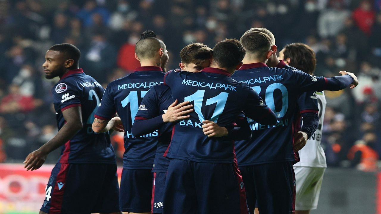 Trabzonspor, İzmir'den 3 puanla dönüyor