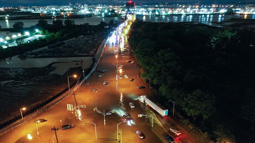 ABD'nin "felaket" yılı 2021 - Sayfa 9