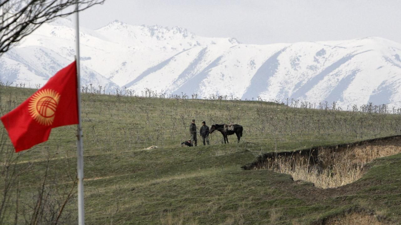 Türk devletlerinin bayraklarındaki 'gizli' mesajlar - Sayfa 10