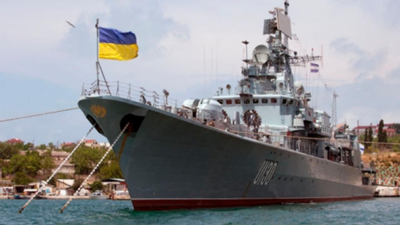 Ukrayna, iç sularını Rus gemilerine kapattı