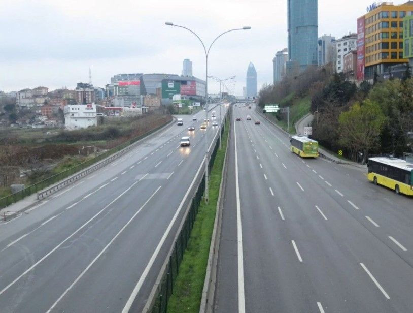 Yılın ilk günü İstanbul'da yollar boş kaldı - Sayfa 7