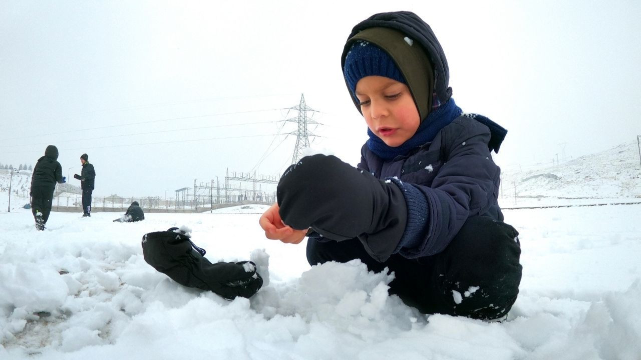 Antalya'da deniz, Malatya'da kar keyfi - Sayfa 7