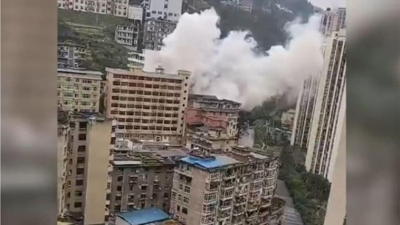 Çin'de kamu binasında patlama