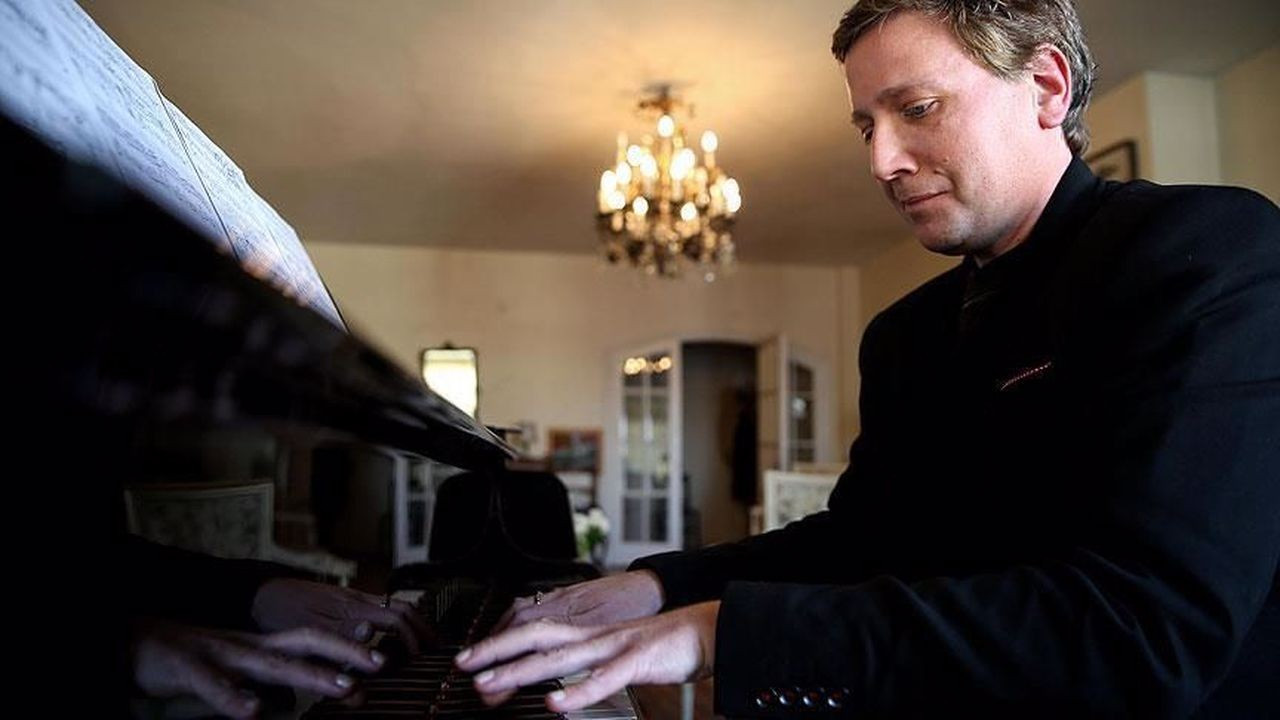 Fransız piyanist Stephane Blet yaşamını yitirdi