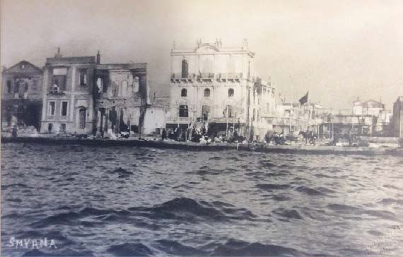 İzmir'i Kim Yaktı? - Sayfa 18