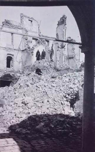 İzmir'i Kim Yaktı? - Sayfa 35