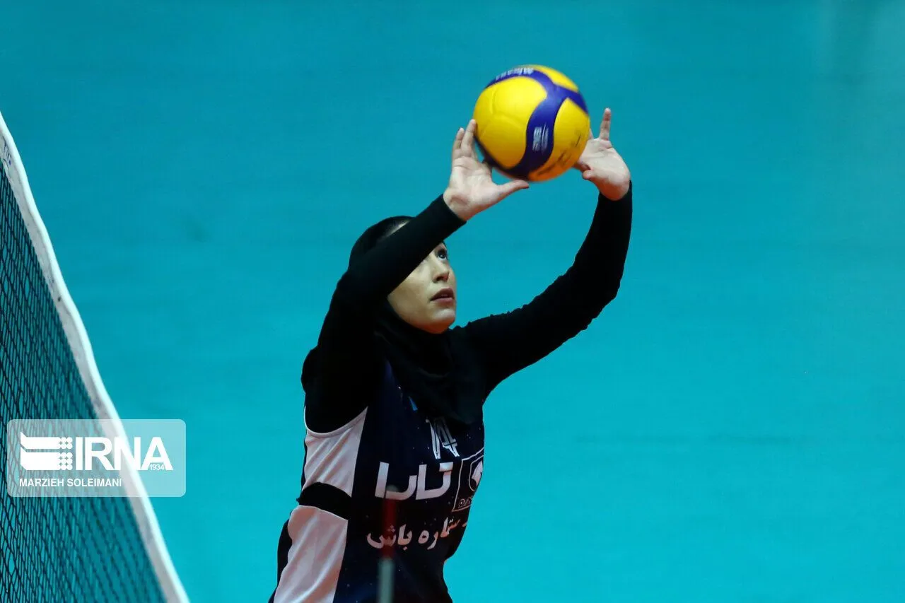 18 yaşındaki İran'lı voleybolcu Zehra Muğani, Portekiz'e transfer oldu